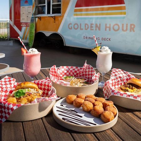 ハンプトン イン アンド スイーツ マートルビーチ オーシャンフロント エクステリア 写真